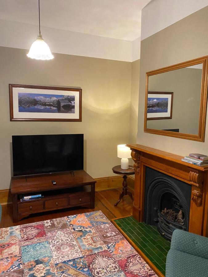 Campbell St Cottage, Cbd * Hobart